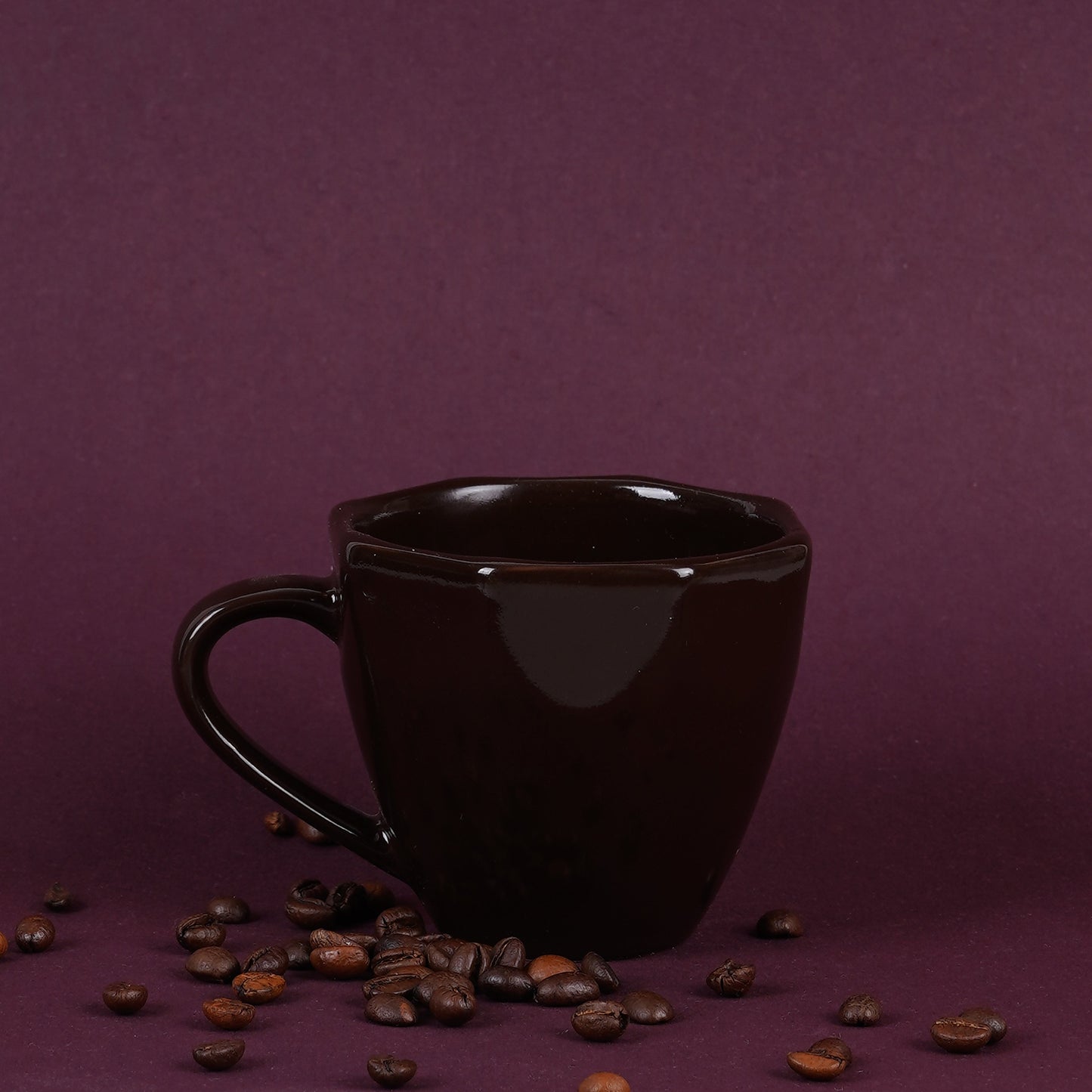 DATA Veda Mugs in Chocolate Brown, Set of 6 Dandy Lines by DATA