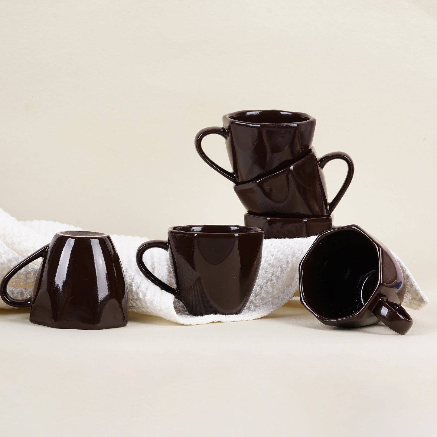 DATA Veda Mugs in Chocolate Brown, Set of 6 Dandy Lines by DATA