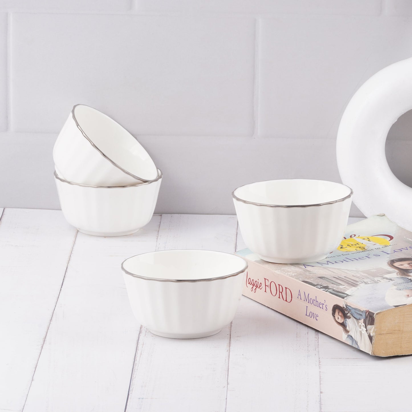 Dandy Lines Crown Bowls with Platinum My Store