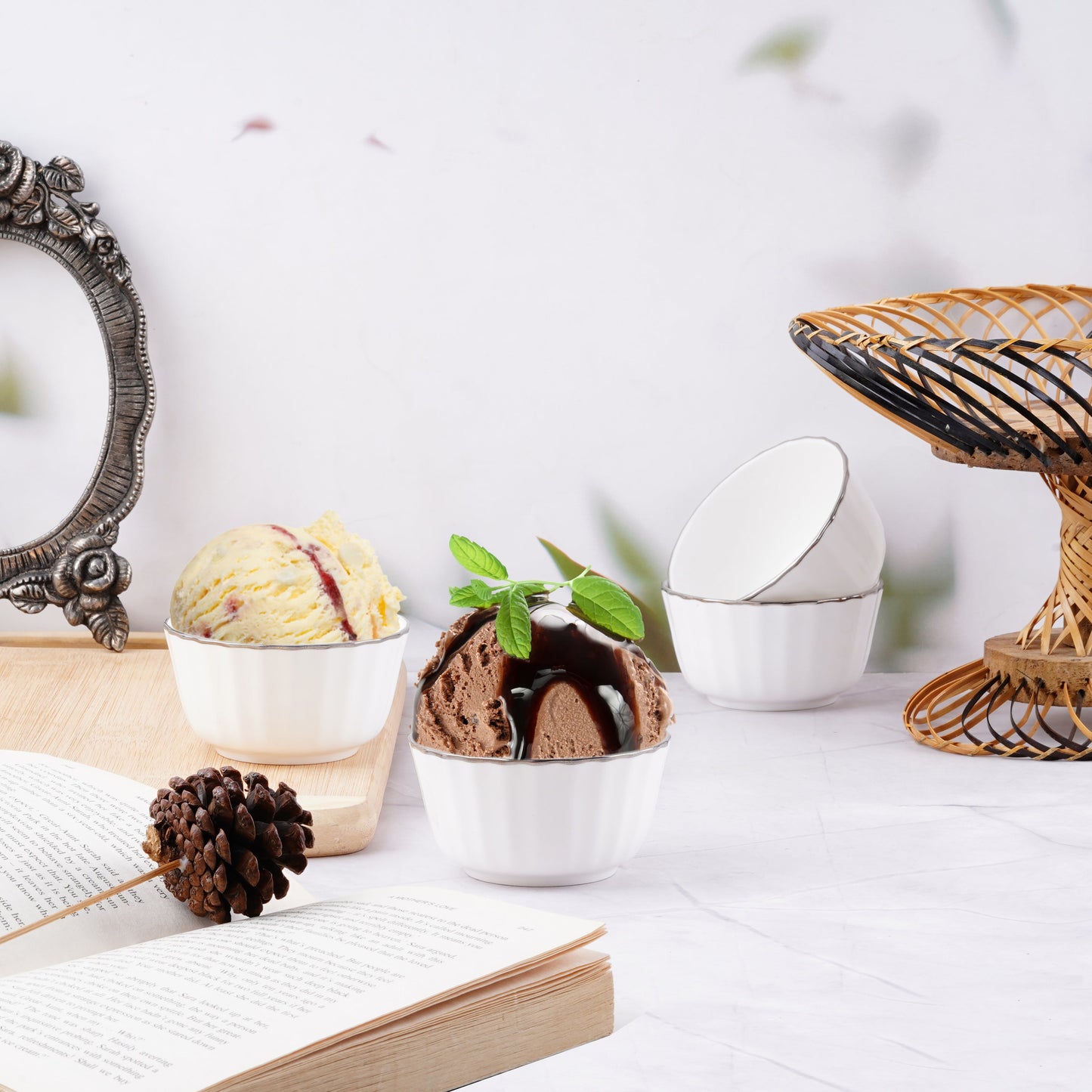 Dandy Lines Crown Bowls with Platinum My Store