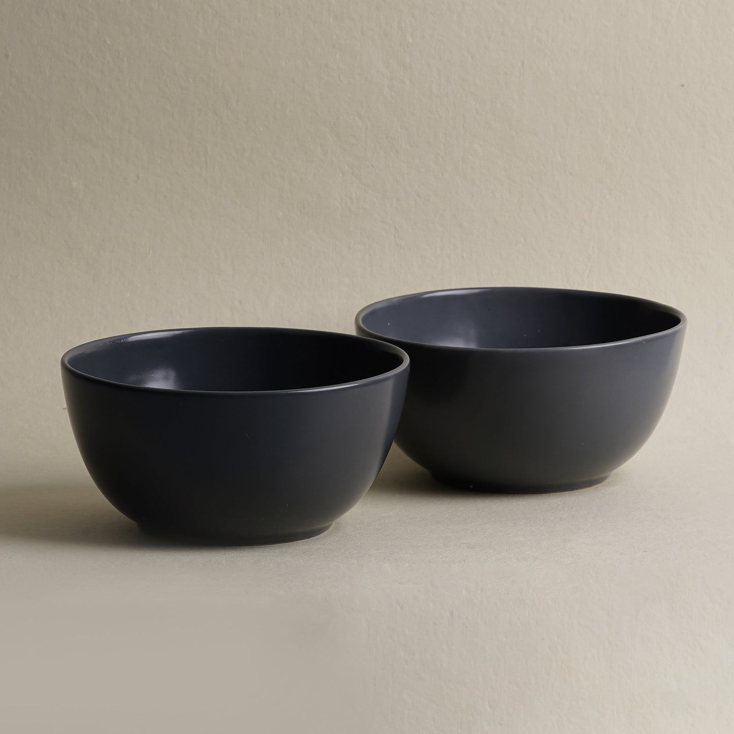 DATA Sattva Serving Bowl in Grey Matt, Set of 2 Dandy Lines by DATA