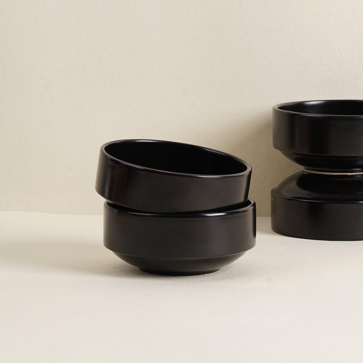 DATA Sattva Matcha & Soup Bowl in Black Matt, Set of 4 Dandy Lines by DATA