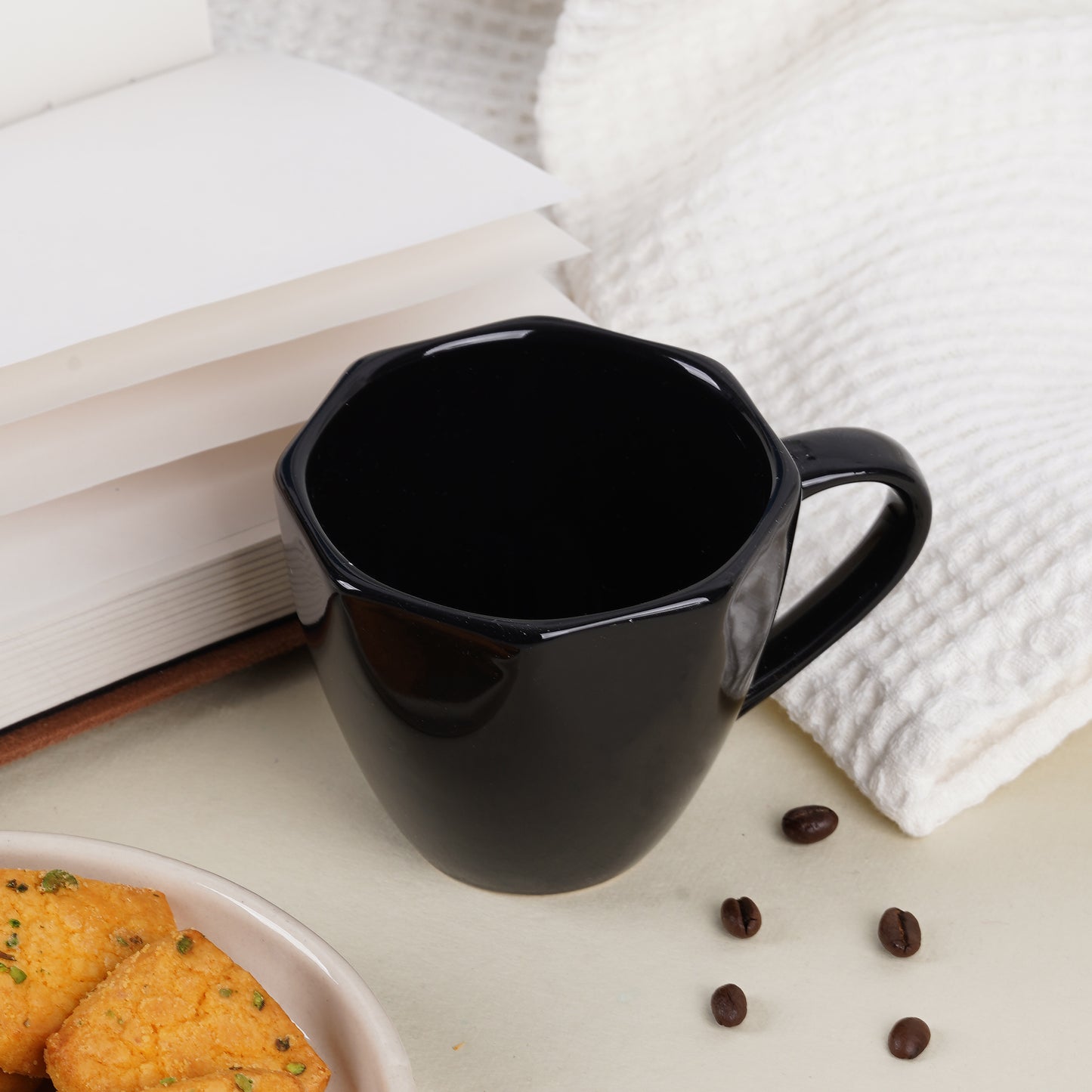 DATA Veda Mugs in Black, Set of 6
