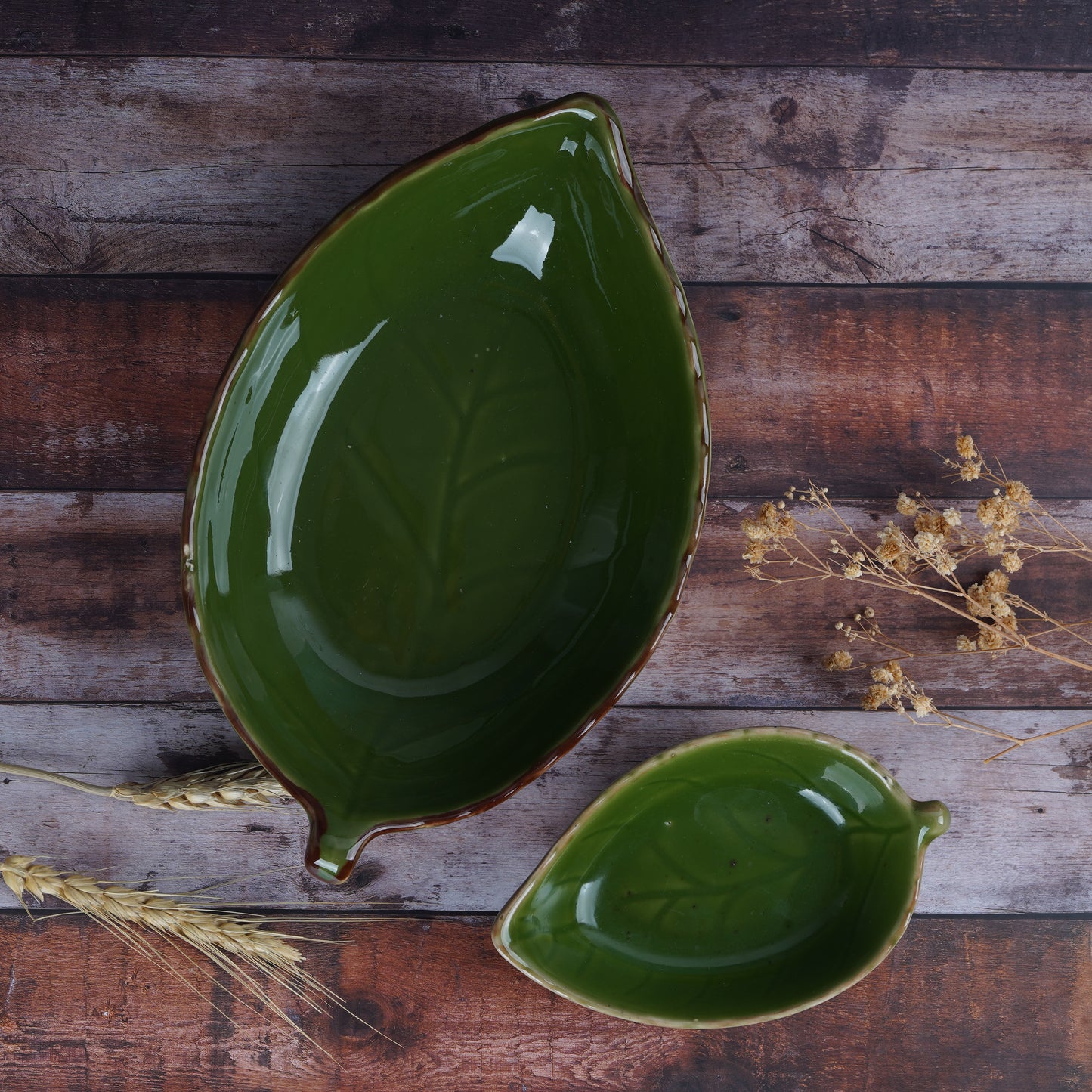 Large Leaf Shape Bowl